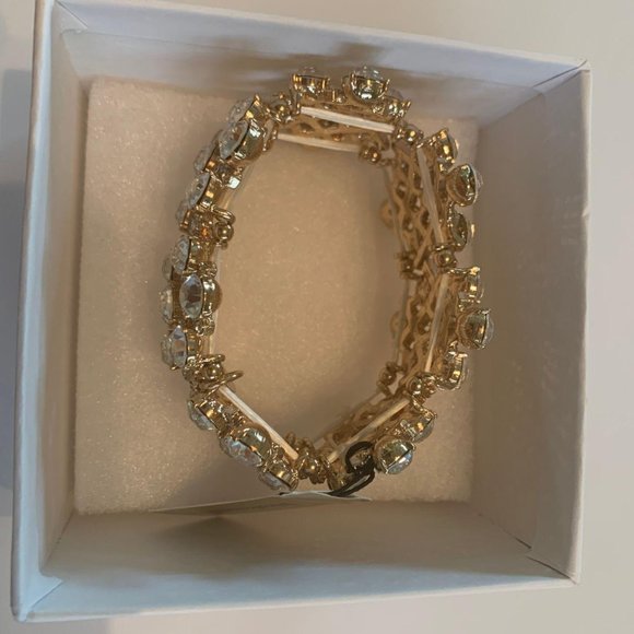 Natasha Crystal Bracelet - Picture 3 of 8